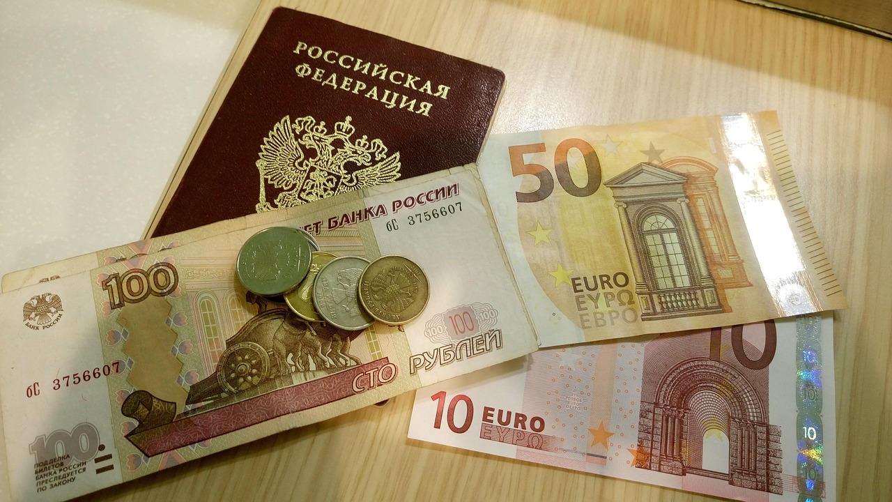 Виртуална кредитна карта: мнения и предимства